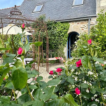 Chez Nosch Bed & Breakfast Plouegat-Guerand Dış mekan fotoğraf
