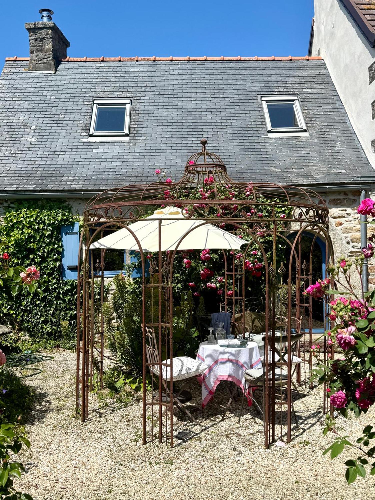 Chez Nosch Bed & Breakfast Plouegat-Guerand Dış mekan fotoğraf